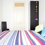 Апартаменти Find Me Alcantara *